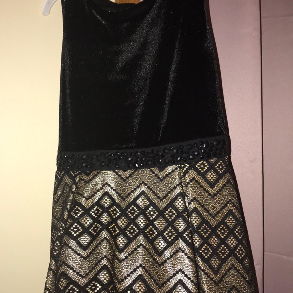 Girls dress size 12